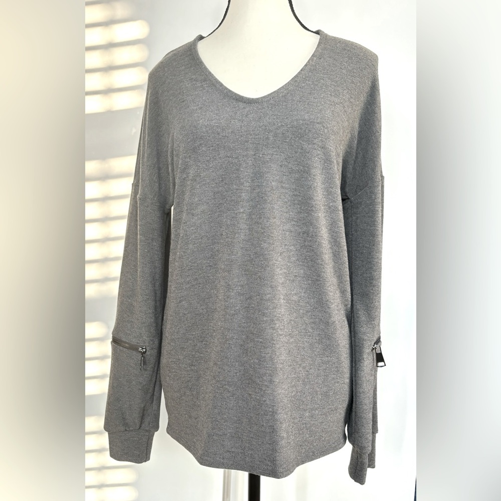 French Terry Charcoal Heather Scoop‎ Neck Sweatshirt w/ Zipper Pocket Sleeves